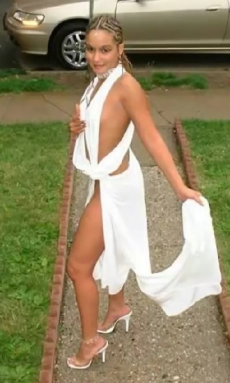 Illustration de l'article : N’importe quelle femme préférerait ne pas se marier plutôt que de porter l’une de ces 22 robes !