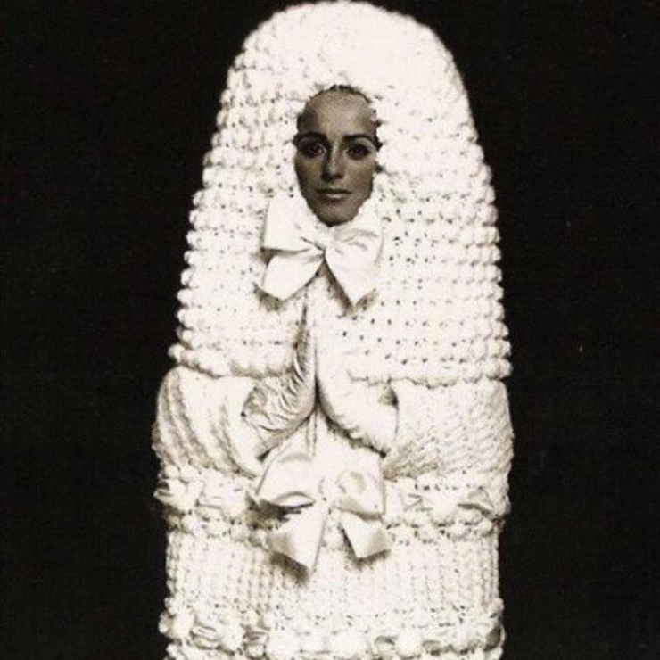 Illustration de l'article : N’importe quelle femme préférerait ne pas se marier plutôt que de porter l’une de ces 22 robes !