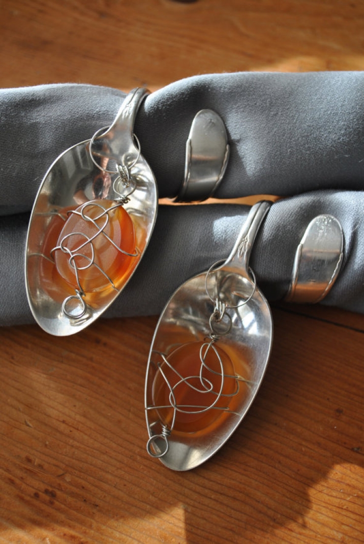 Illustration de l'article : Ne jetez plus vos vieux ustensiles, voici 30 idées pour vous aider à les recycler !