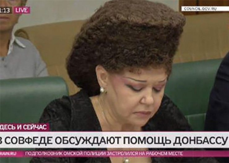 Illustration de l'article : Que choisir comme prochaine coiffure ? Commencez par éviter ces 33 coupes étranges...