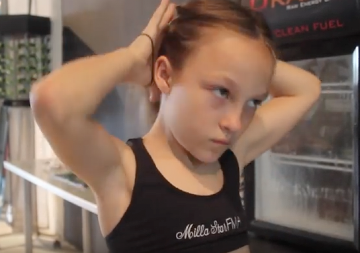 Illustration de l'article : &Agrave; 9 ans, cette petite &eacute;tait harcel&eacute;e &agrave; l'&eacute;cole ! 6 mois plus tard, ils ont tous peur d'elle...