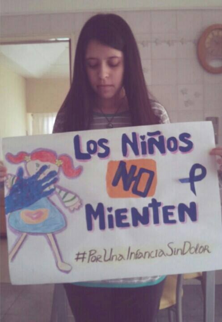 Illustration de l'article : Abus&eacute;e pendant 12 ans par son propre p&egrave;re, cette ado de 17 ans lui laisse un message choquant...