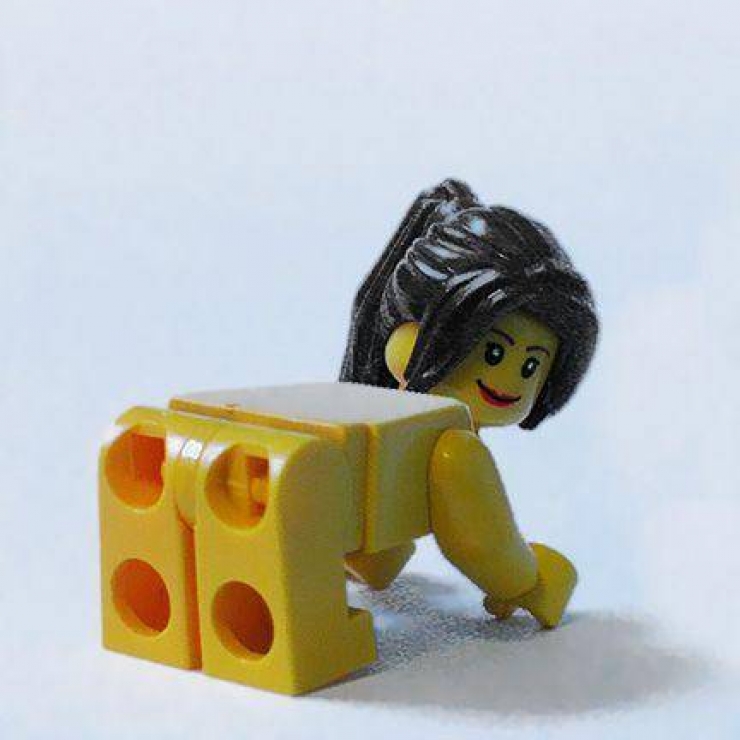 Illustration de l'article : Ces 18 photos nous prouvent qu’il ne faut JAMAIS laisser les adultes jouer aux Lego...