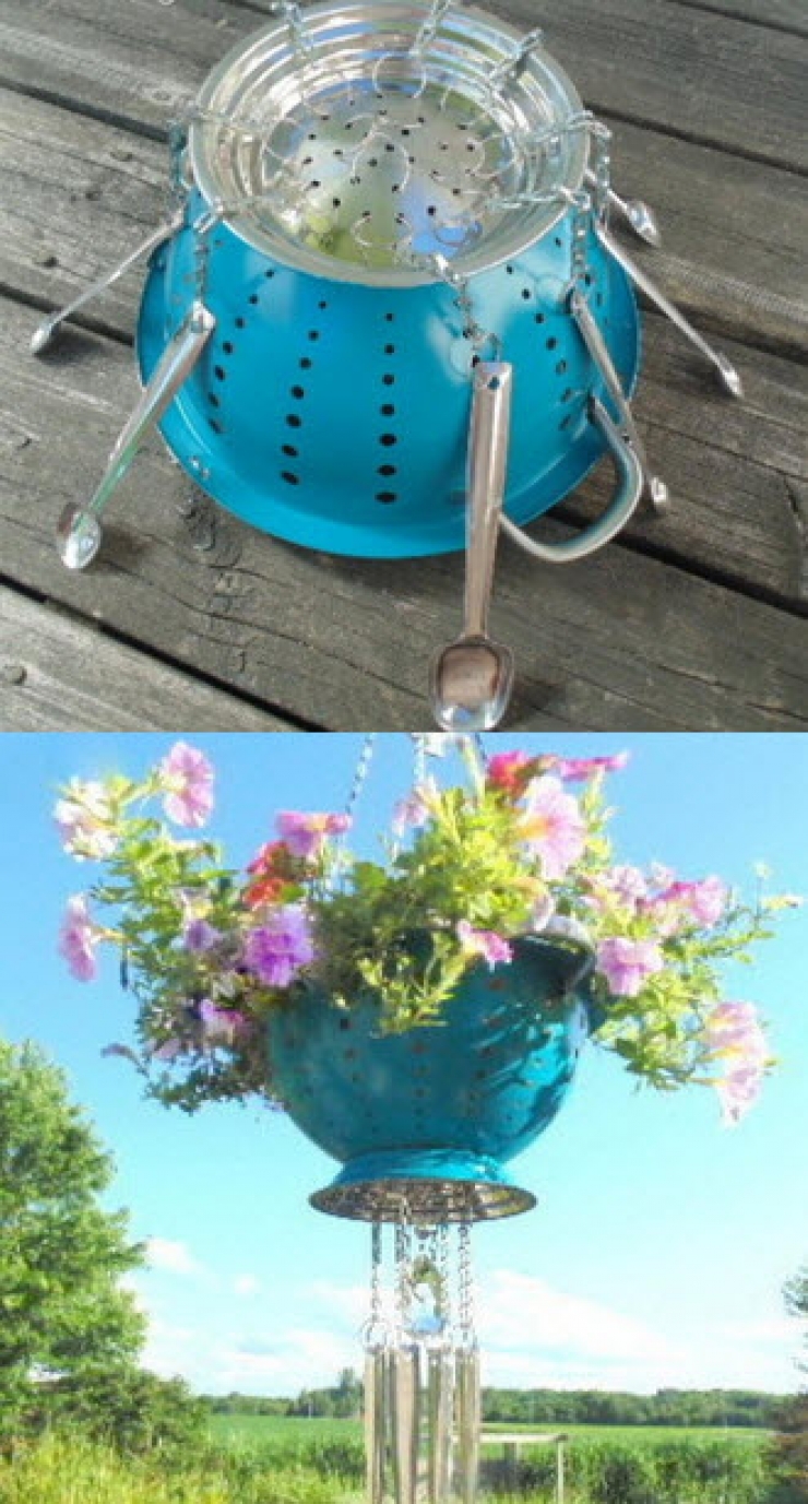 Illustration de l'article : Elle utilise des fourchettes en plastique qu'elle plante dans son jardin ! Une id&eacute;e de g&eacute;nie...