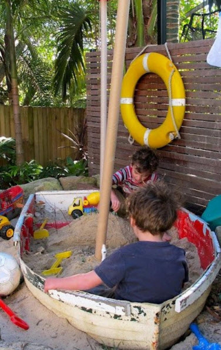 Illustration de l'article : 12 idées pour faire plaisir à vos enfants avec un bac à sable original !