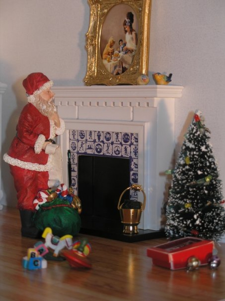 Illustration de l'article : Ce couple r&eacute;cup&egrave;re une armoire assez banale et la transforme tr&egrave;s intelligemment ! Superbe id&eacute;e&hellip; 