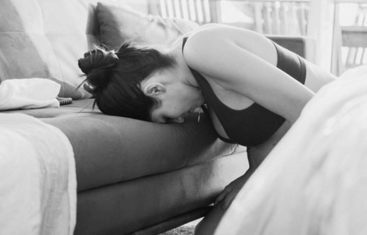 Illustration de l'article : Cette maman tenait absolument &agrave; accoucher chez elle... Des clich&eacute;s incroyables !