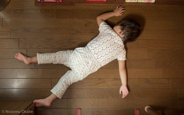 Illustration de l'article : Les enfants sont capables de s'endormir n'importe o&ugrave;. La preuve avec ces 25 photos !