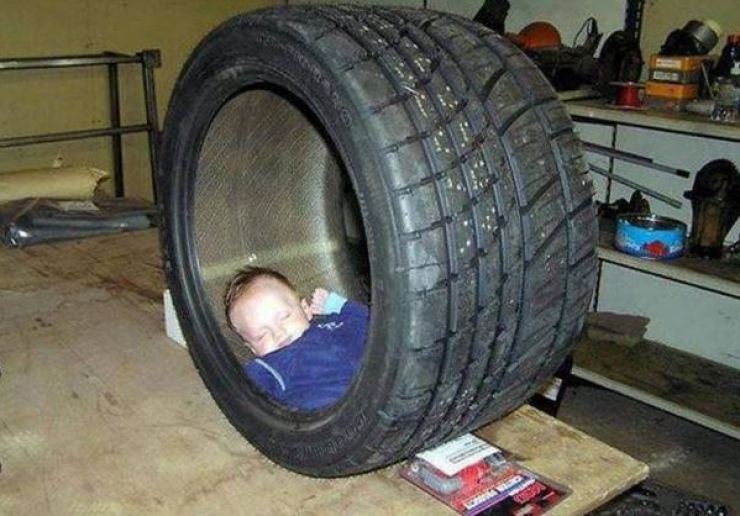 Illustration de l'article : Les enfants sont capables de s'endormir n'importe o&ugrave;. La preuve avec ces 25 photos !