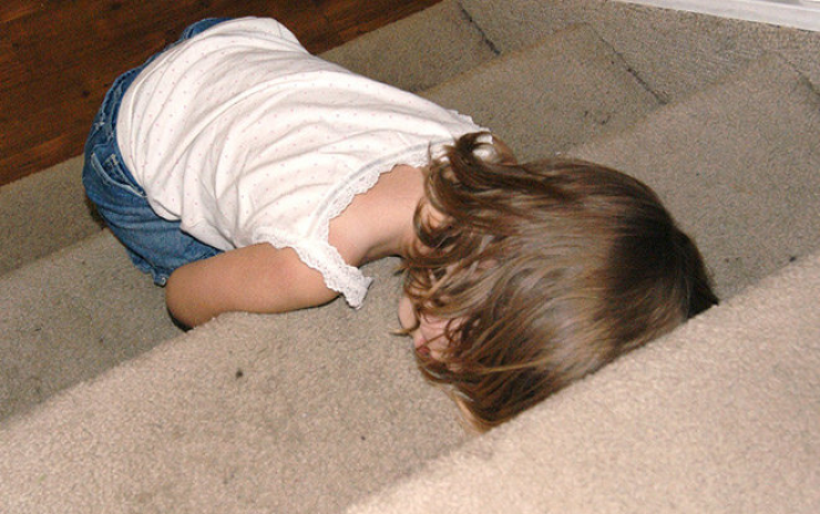 Illustration de l'article : Les enfants sont capables de s'endormir n'importe o&ugrave;. La preuve avec ces 25 photos !