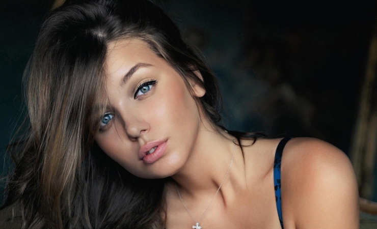 Illustration de l'article : Les hommes pr&eacute;f&egrave;rent les brunes pour ces 8 raisons incontestables !