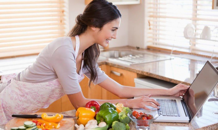 Illustration de l'article : Les hommes pr&eacute;f&egrave;rent les brunes pour ces 8 raisons incontestables !