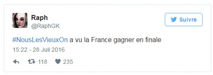 Illustration de l'article : #NousLesVieuxOn: Top 30 des tweets qui vous rendront nostalgiques...