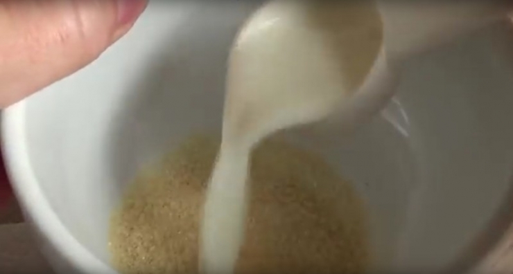 Illustration de l'article : Il vous suffit de ces deux ingr&eacute;dients pour vous d&eacute;barrasser de vos points noirs !