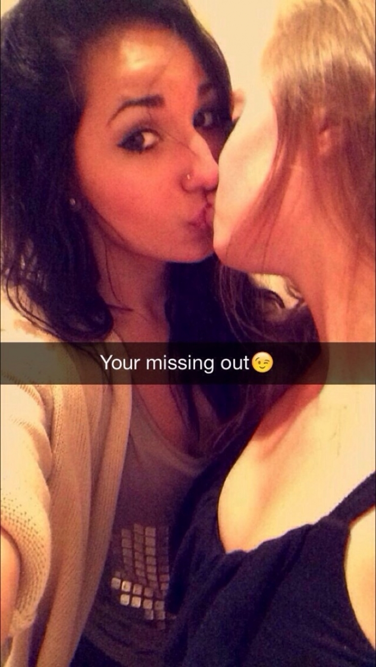 Illustration de l'article : Ces dames ont visiblement oublié qu'il était possible de sauvegarder des snaps... Faites attention !