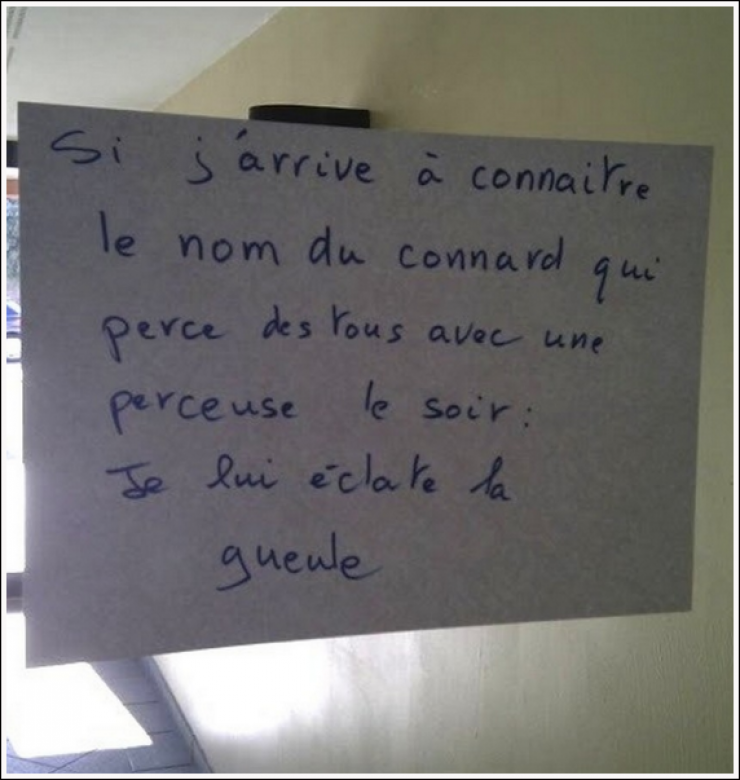 Illustration de l'article : C'est la guerre entre les voisins et à voir ces 20 messages, ça devient vraiment grave !