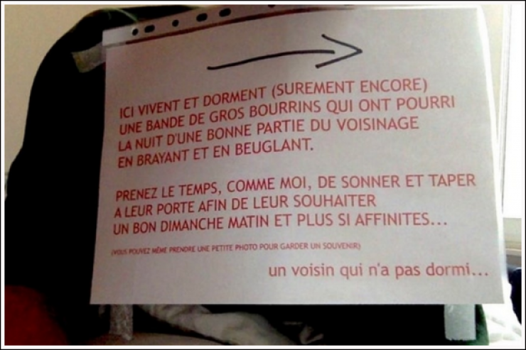 Illustration de l'article : C'est la guerre entre les voisins et à voir ces 20 messages, ça devient vraiment grave !