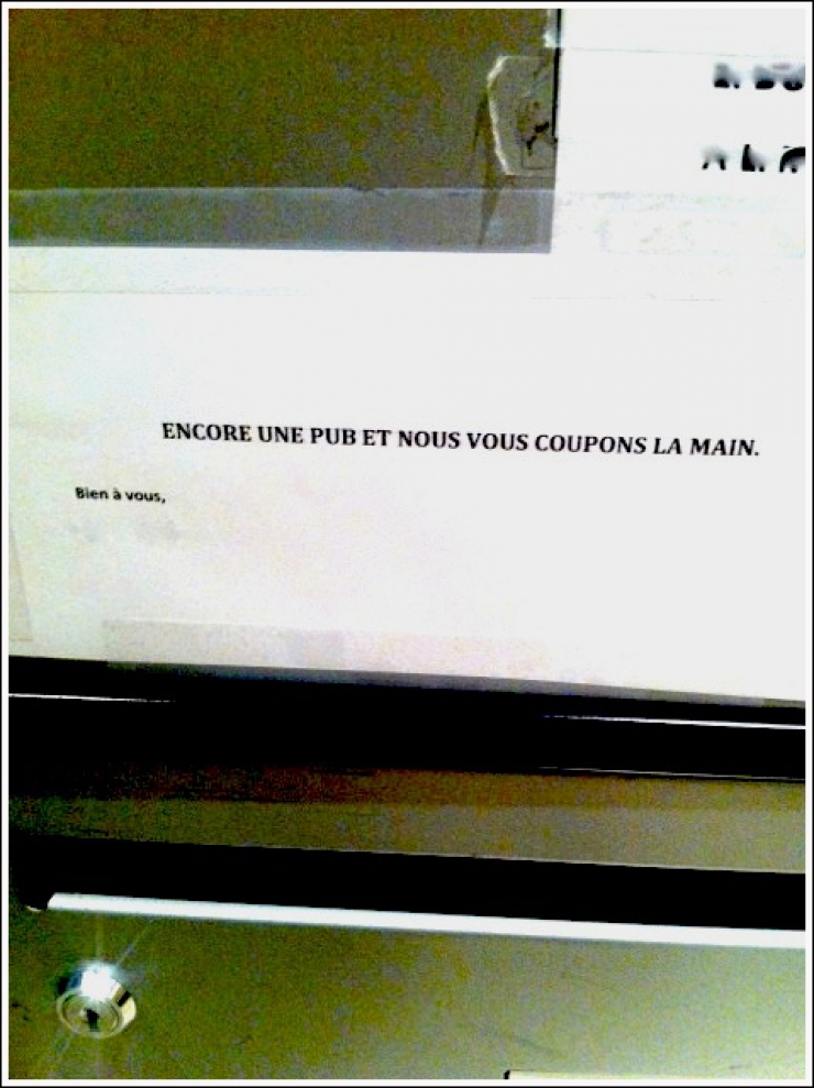 Illustration de l'article : C'est la guerre entre les voisins et à voir ces 20 messages, ça devient vraiment grave !