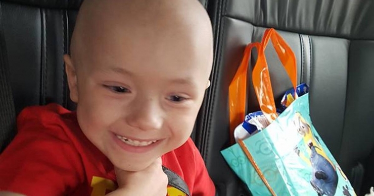 Illustration de l'article : Il n'a que 2 ans pourtant le petit Kian défie 27 cancers !