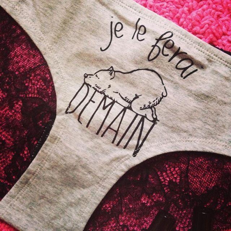 Illustration de l'article : En majorité, toutes les filles font ces 17 trucs mais elles ne l'avoueront jamais...