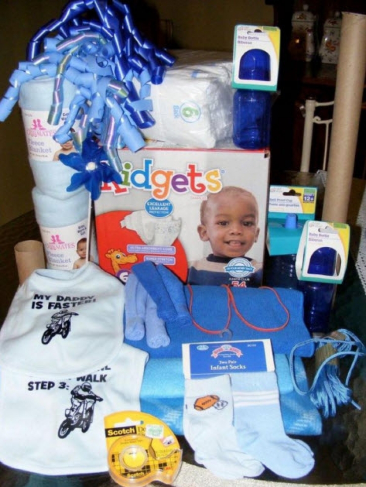 Illustration de l'article : Prenez 27 couches et une casserole pour réaliser cet adorable cadeau!