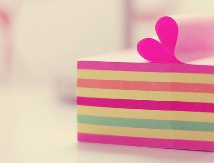 Illustration de l'article : 11 habitudes à avoir en couple pour une relation vraiment épanouie. La 4 est indispensable à notre époque !