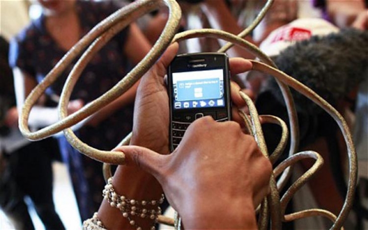 Illustration de l'article : Ces 15 femmes ont déclaré la guerre à leur coupe-ongles...