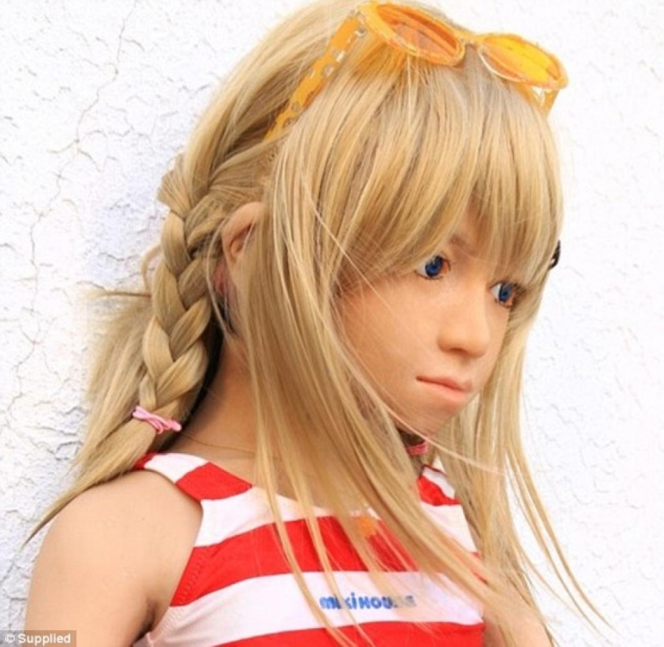 Illustration de l'article : Cette poupée crée la polémique et choque les internautes... Fausse bonne idée de cette compagnie Japonaise ?!