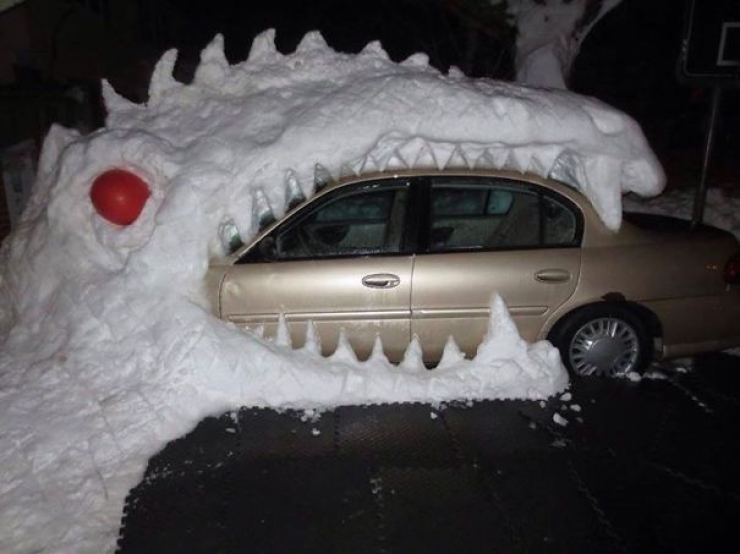 Illustration de l'article : Les 22 sculptures en neige les plus impressionnantes et drôles du monde… Quel talent !