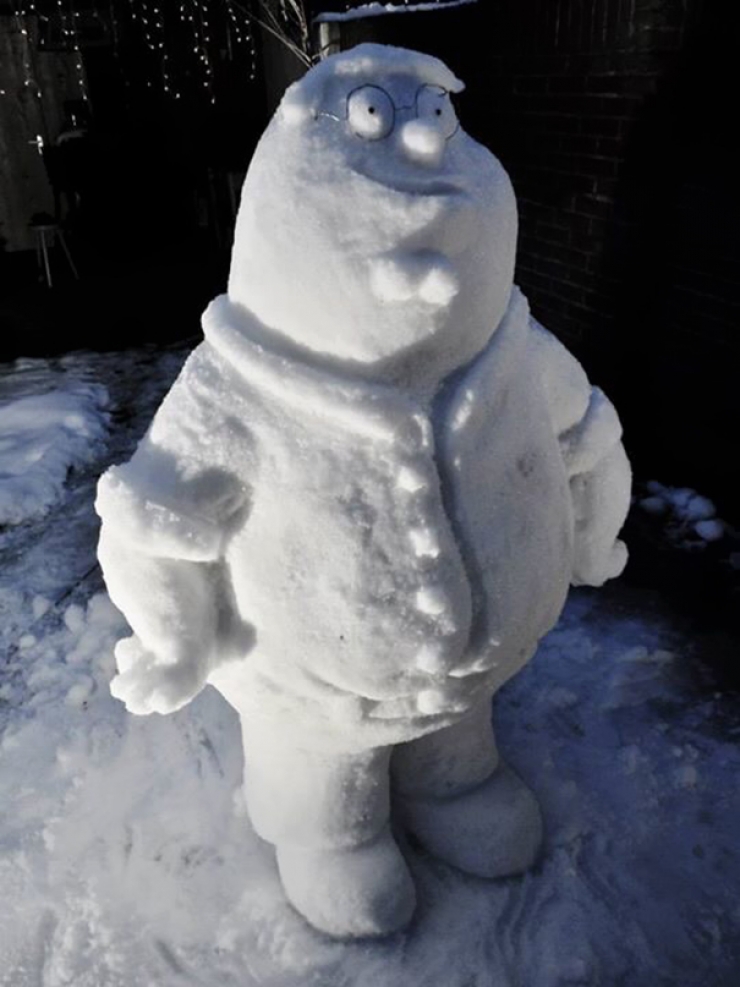 Illustration de l'article : Les 22 sculptures en neige les plus impressionnantes et drôles du monde… Quel talent !