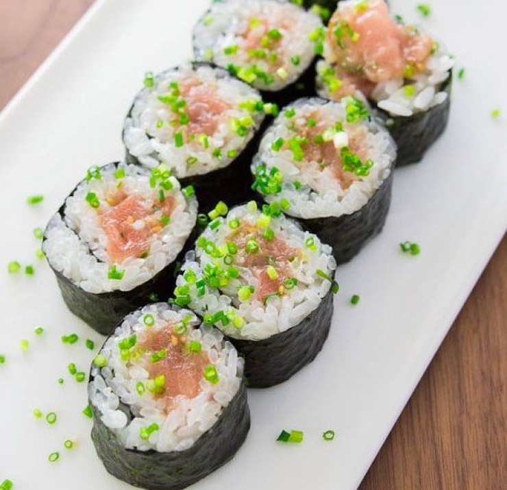 Illustration de l'article : Une recette incontournable pour faire des sushis à la maison ! Et c'est bien plus économique...