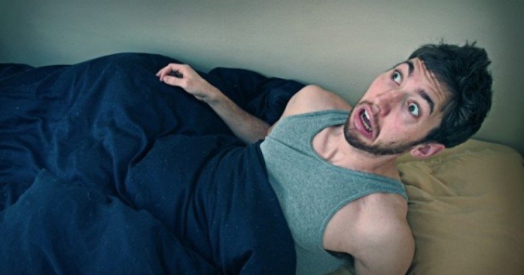 Illustration de l'article : Voici 16 situations que seules les personnes qui se couchent tôt reconnaîtront...