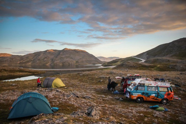 Illustration de l'article : Un van et 8 euros par jour… Il n’en fallait pas plus à ce couple pour démarrer un tour du monde !