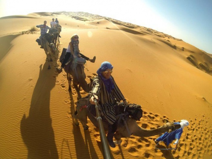 Illustration de l'article : Un van et 8 euros par jour… Il n’en fallait pas plus à ce couple pour démarrer un tour du monde !
