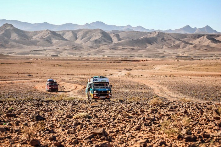 Illustration de l'article : Un van et 8 euros par jour… Il n’en fallait pas plus à ce couple pour démarrer un tour du monde !