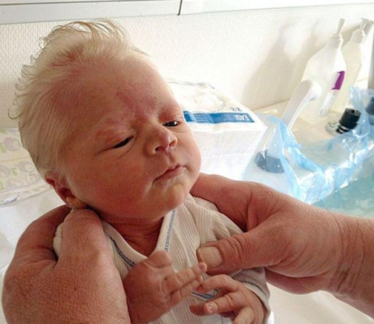 Top 15 Des Bebes Qui Ont L Apparence D Une Personne Adulte C Est Flippant Top 15 Des Bebes Qui Ont L Apparence D Une Personne Adulte C Est Flippant