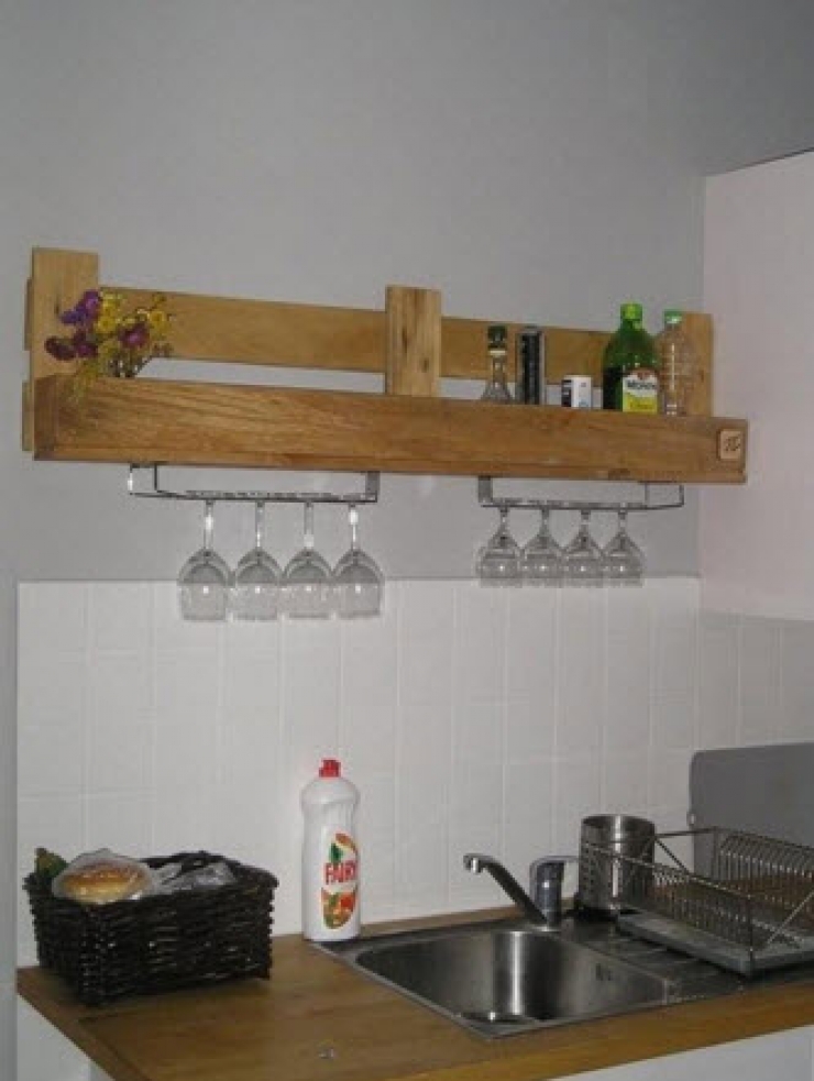Illustration de l'article : Voici comment rendre de vieilles palettes de bois utiles et décoratives : 60 idées !
