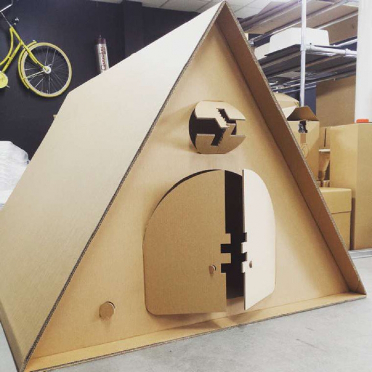 Illustration de l'article : Voici un nouveau concept de tente en carton de festival totalement recyclable…de quoi réjouir les festivaliers !
