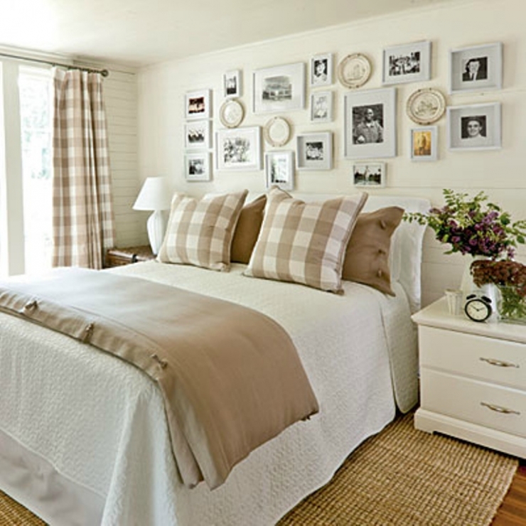 Illustration de l'article : 70 idées de déco pour organiser vos photos et cadres sur vos murs...