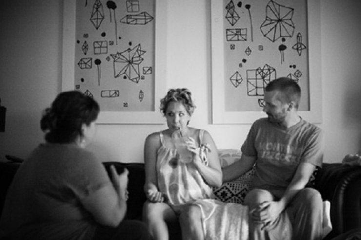 Illustration de l'article : Une naissance en photos, étape par étape, à la maison. Elle ne voulait pas d’un accouchement comme les autres !
