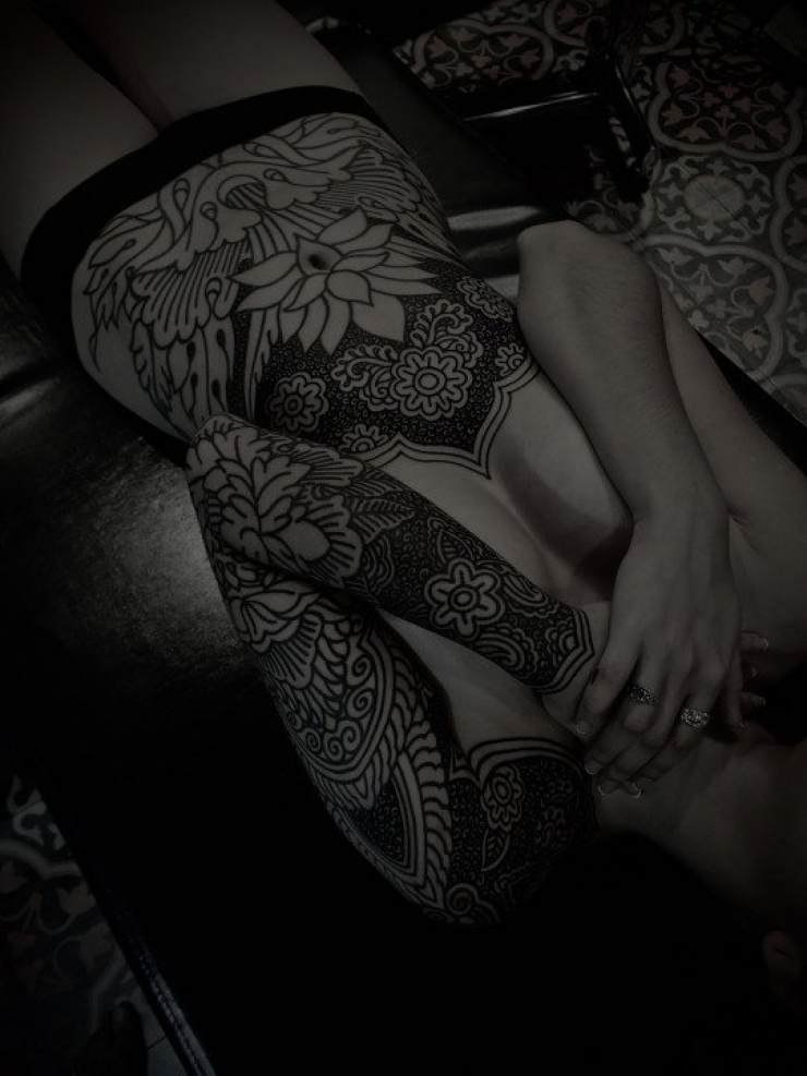 Illustration de l'article : Top 38 des tatouages réalisés sous les seins... De quoi vous aider à trouver des idées !
