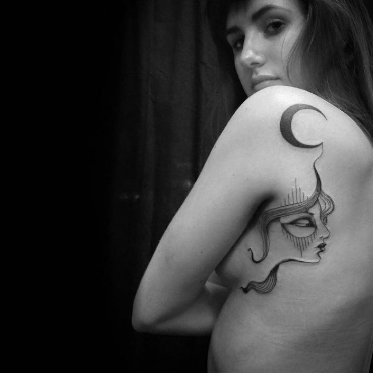 Illustration de l'article : 22 photos de tatouages près des seins, la nouvelle mode chez les femmes…ils sont magnifiques !