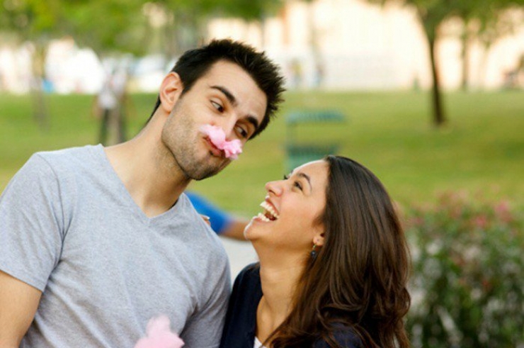 Illustration de l'article : Mesdames, assumez vos imperfections : les hommes vous aiment justement pour cela ! (15 photos)