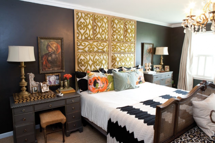 Illustration de l'article : En r&eacute;cup&eacute;rant une porte moustiquaire en bois, elle cr&eacute;e de magnifiques objets de d&eacute;corations&hellip;13 brillantes id&eacute;es !