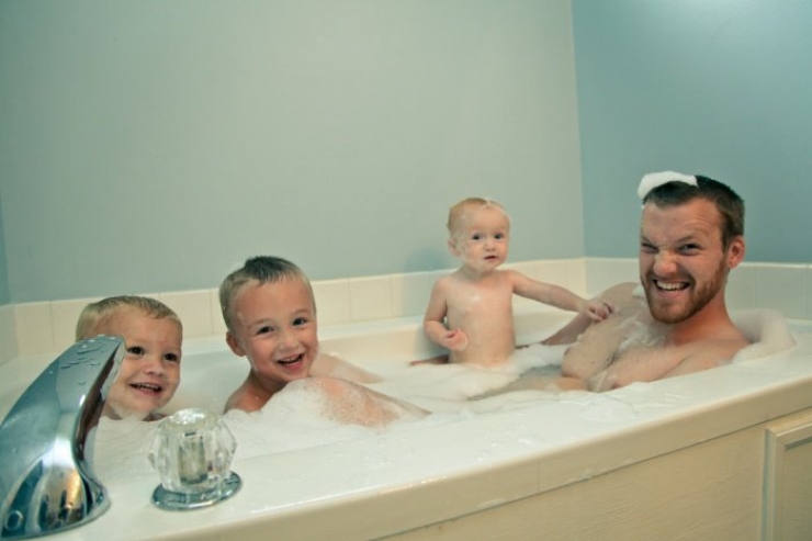 Illustration de l'article : Voici 22 preuves de plus qu'il ne faut jamais laisser papa seul avec les enfants !