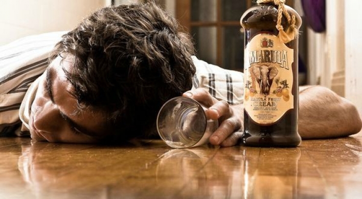 Illustration de l'article : Si vous r&eacute;unissez ces 10 signes dans votre relation, alors votre homme n'est pas le bon !