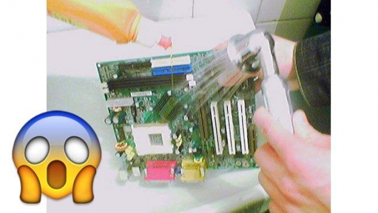 Illustration de l'article : Nos parents et la technologie, &ccedil;a fait 2 ! La preuve en 15 photos...