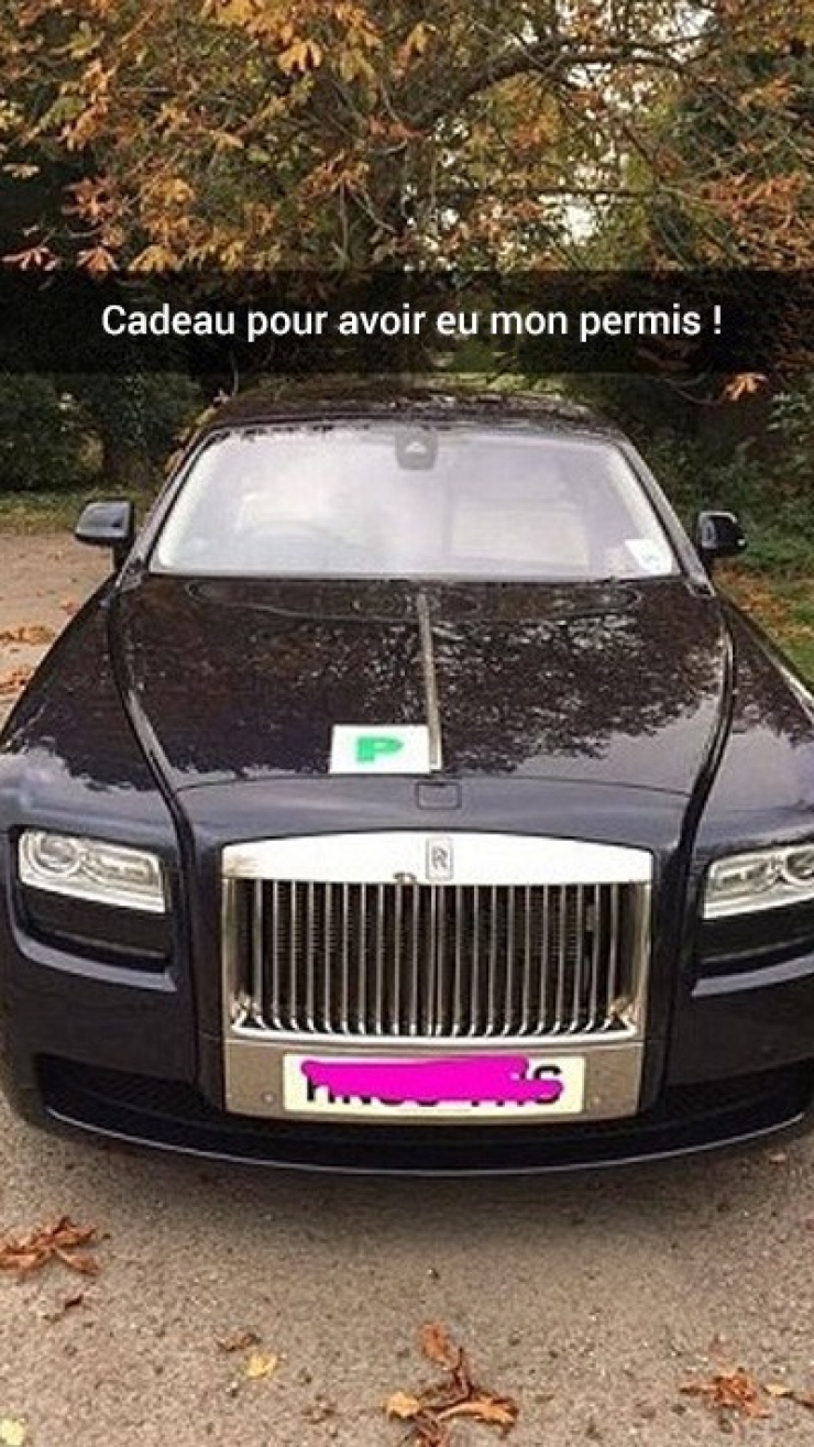 Illustration de l'article : 24 des pires Snapchat d'enfants riches et prétentieux trouvés sur la toile ! L'argent rendrait-il fou ?