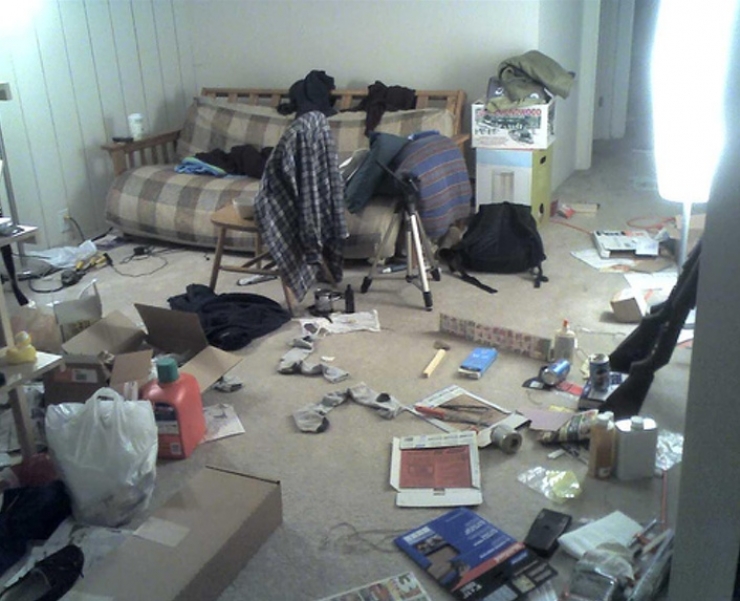 Illustration de l'article : Cette petite de 5 ans regarde sa soeur se faire maltraiter sans pouvoir réagir. Il faut attendre le retour de la maman pour que ce carnage éclate au grand jour !