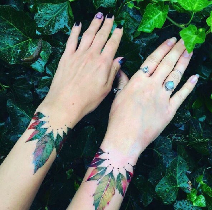 Illustration de l'article : Les 18 plus beaux tatouages de Pis Saro qui trouve son inspiration entre nature et animaux...